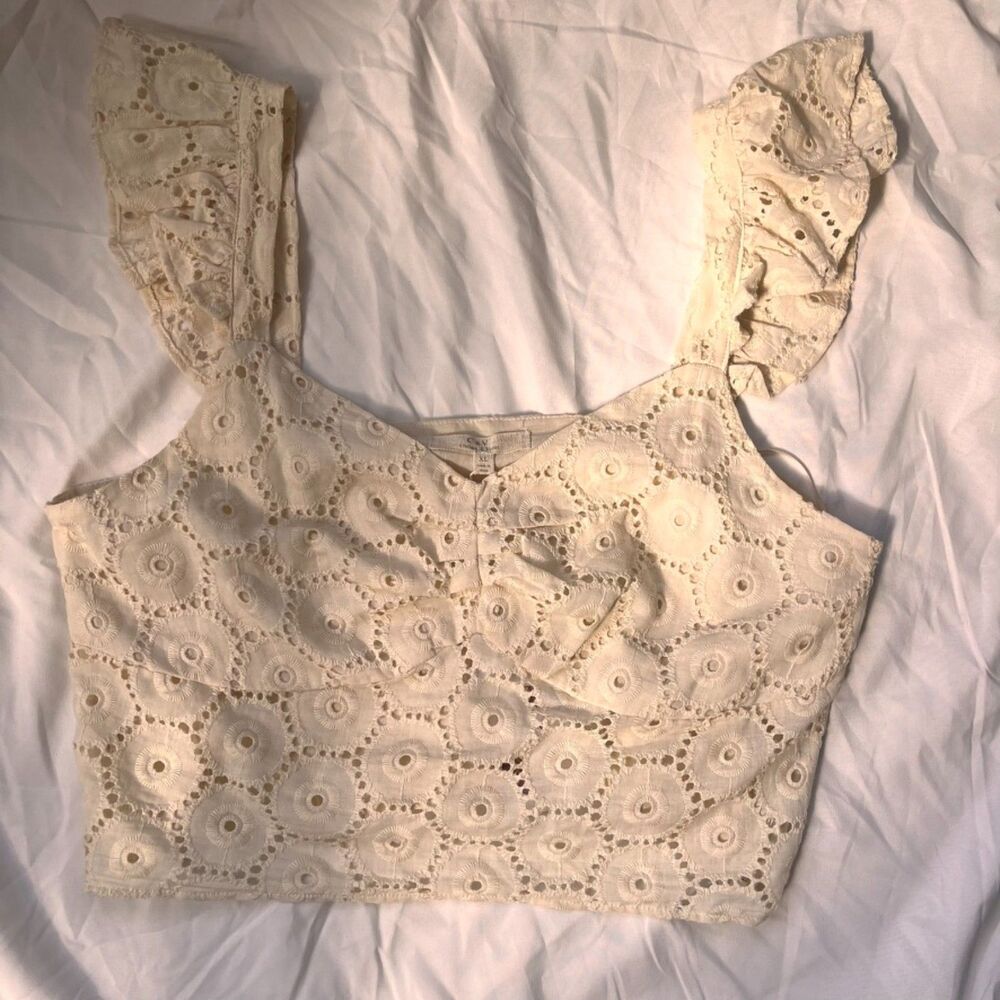 NWT Chelsea & Violet cream eyelet lace top